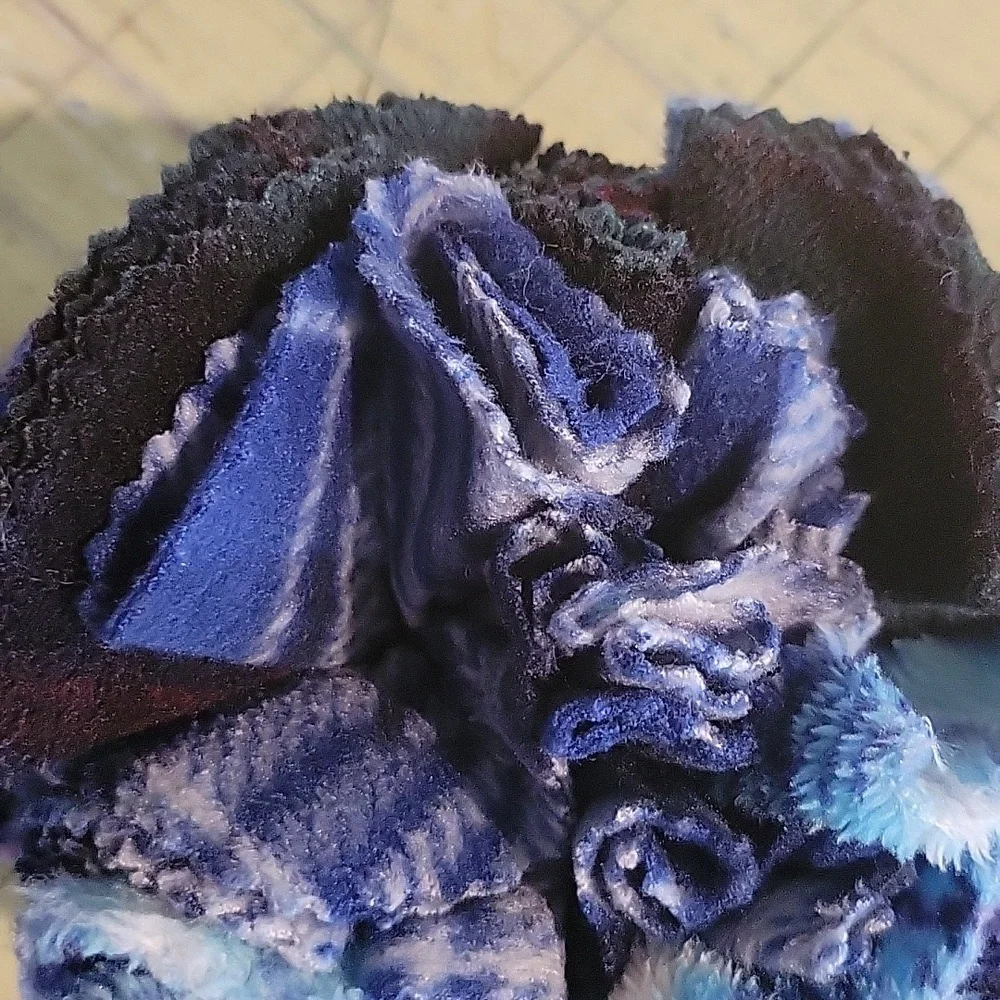For Dogs X-Small - snuffle sniffer ball with plaids and solids